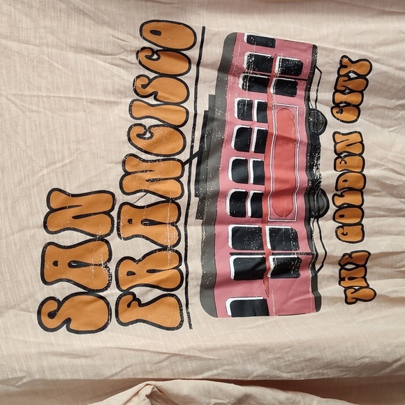 NWT SAN FRANCISCO GRAPHIC TEE - Picture 4 of 6